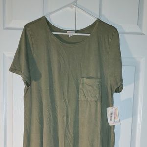 Lularoe L Carly NWT